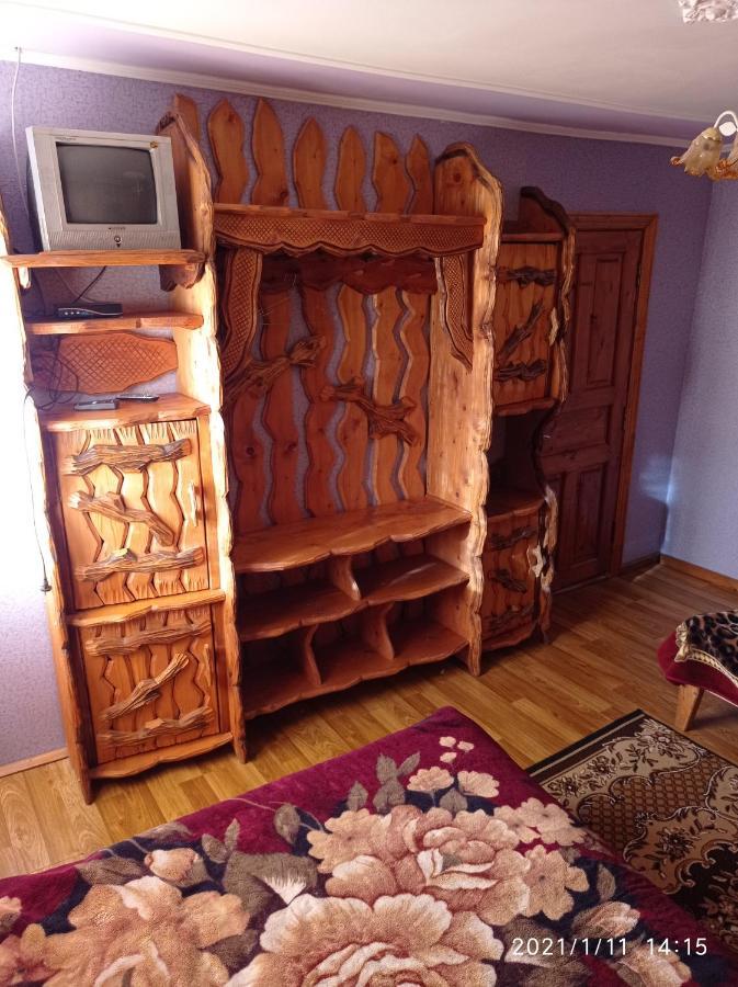 "Різьбярська Садиба" Slavske Exterior foto