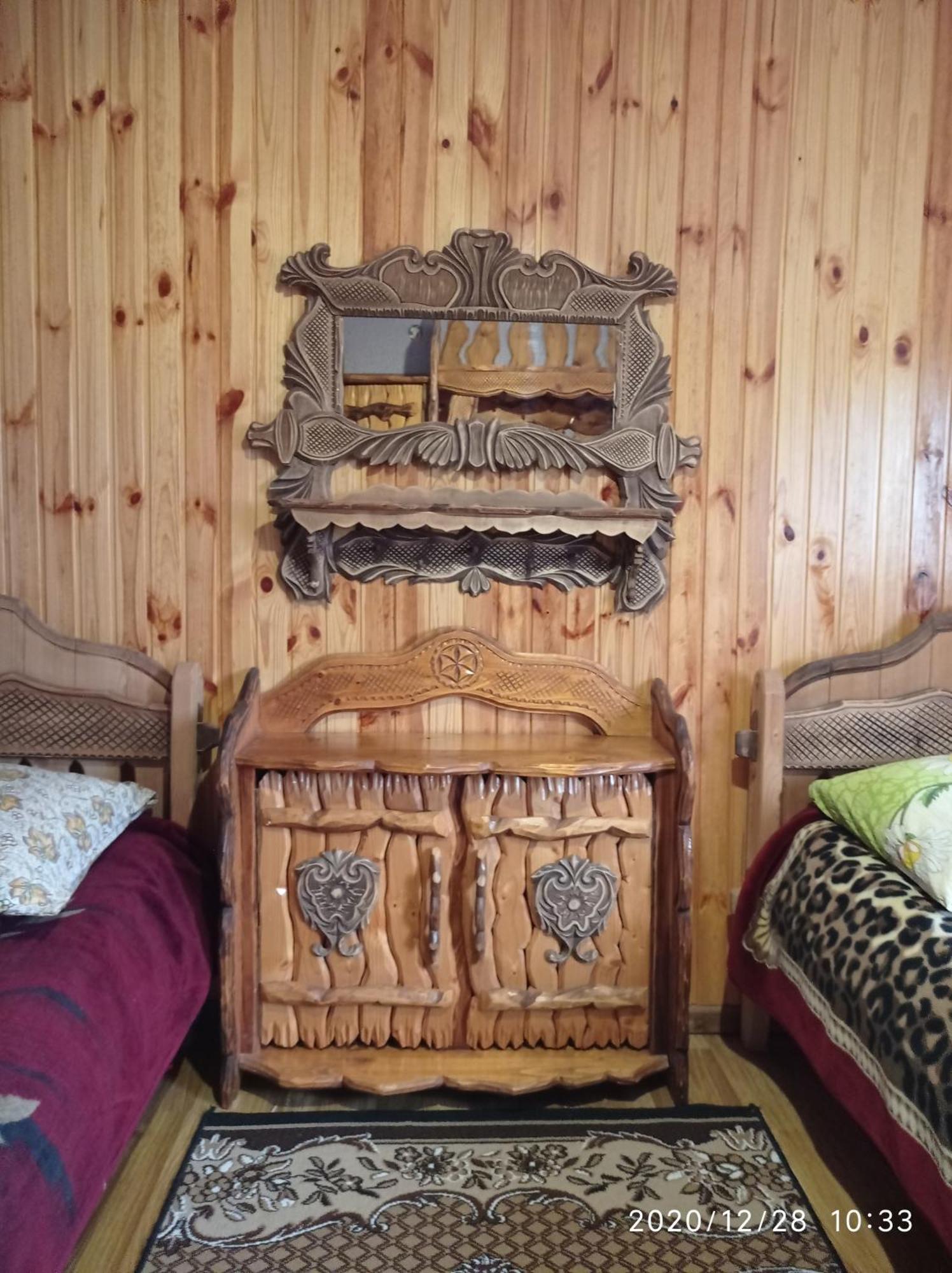 "Різьбярська Садиба" Slavske Habitación foto